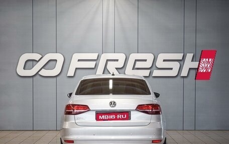 Volkswagen Jetta VI, 2016 год, 1 350 000 рублей, 4 фотография