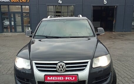 Volkswagen Touareg III, 2008 год, 1 450 000 рублей, 1 фотография