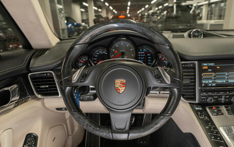 Porsche Panamera II рестайлинг, 2013 год, 3 200 000 рублей, 2 фотография