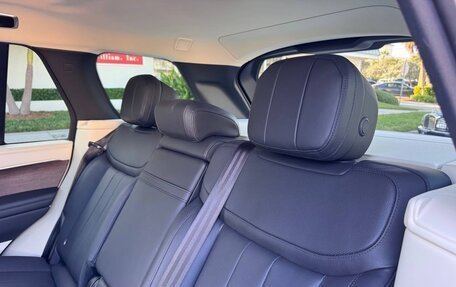 Land Rover Range Rover IV рестайлинг, 2023 год, 15 380 000 рублей, 7 фотография