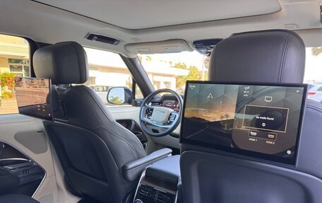 Land Rover Range Rover IV рестайлинг, 2023 год, 15 380 000 рублей, 12 фотография