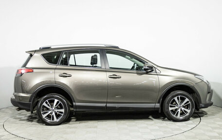 Toyota RAV4, 2017 год, 2 299 585 рублей, 4 фотография