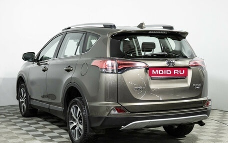 Toyota RAV4, 2017 год, 2 299 585 рублей, 7 фотография