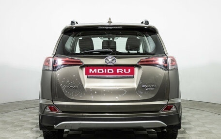 Toyota RAV4, 2017 год, 2 299 585 рублей, 6 фотография