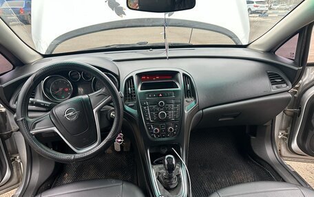 Opel Astra J, 2013 год, 545 000 рублей, 4 фотография