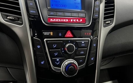 Hyundai i30 II рестайлинг, 2013 год, 1 045 000 рублей, 17 фотография