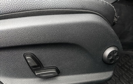 Mercedes-Benz C-Класс, 2019 год, 2 570 000 рублей, 26 фотография