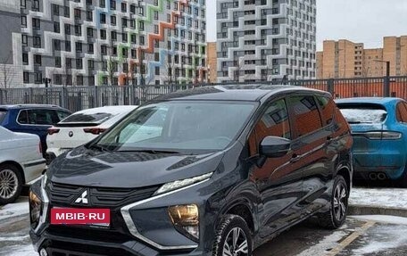 Mitsubishi Xpander, 2022 год, 2 200 000 рублей, 1 фотография