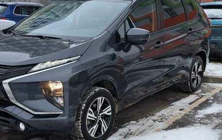 Mitsubishi Xpander, 2022 год, 2 200 000 рублей, 6 фотография