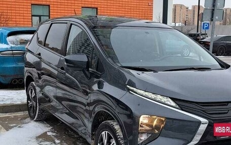 Mitsubishi Xpander, 2022 год, 2 200 000 рублей, 3 фотография