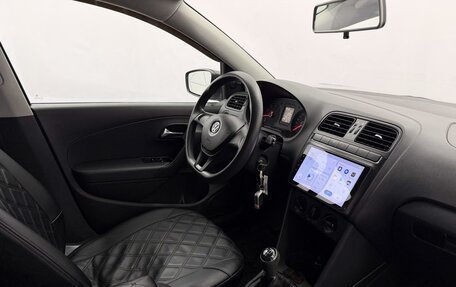 Volkswagen Polo VI (EU Market), 2015 год, 1 150 000 рублей, 9 фотография