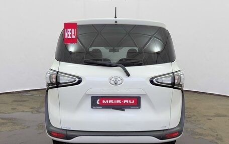 Toyota Sienta II, 2019 год, 1 490 000 рублей, 4 фотография
