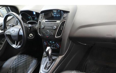 Ford Focus III, 2017 год, 1 049 000 рублей, 5 фотография