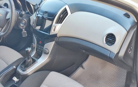 Chevrolet Cruze II, 2013 год, 720 000 рублей, 14 фотография