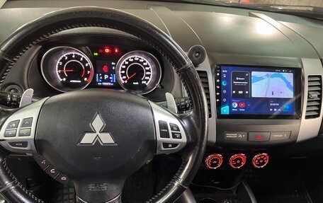 Mitsubishi Outlander III рестайлинг 3, 2011 год, 1 350 000 рублей, 8 фотография