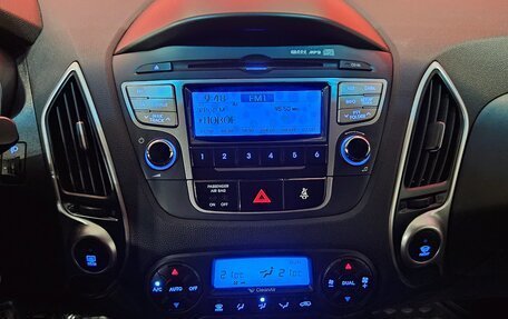 Hyundai ix35 I рестайлинг, 2011 год, 1 050 000 рублей, 11 фотография