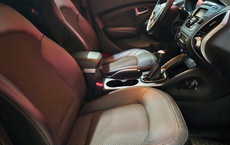 Hyundai ix35 I рестайлинг, 2011 год, 1 050 000 рублей, 13 фотография