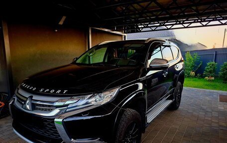 Mitsubishi Pajero Sport III рестайлинг, 2019 год, 3 699 000 рублей, 3 фотография