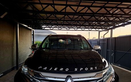 Mitsubishi Pajero Sport III рестайлинг, 2019 год, 3 699 000 рублей, 4 фотография