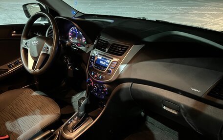 Hyundai Solaris II рестайлинг, 2015 год, 1 030 000 рублей, 8 фотография