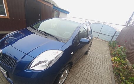 Toyota Yaris III рестайлинг, 2008 год, 645 000 рублей, 4 фотография