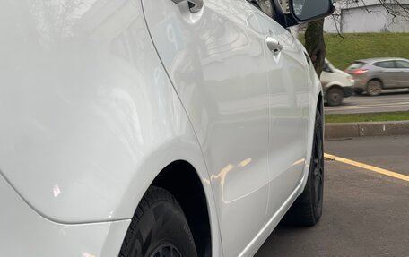 KIA Rio III рестайлинг, 2012 год, 1 000 000 рублей, 21 фотография