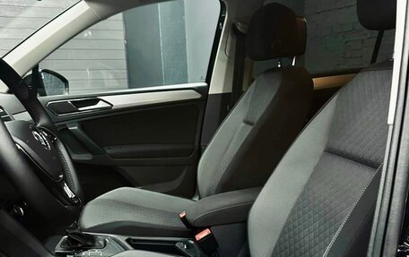 Volkswagen Tiguan II, 2017 год, 2 200 000 рублей, 20 фотография