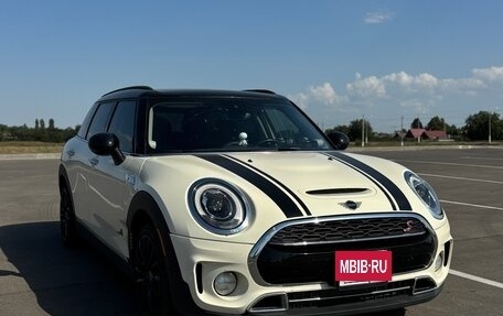 MINI Clubman, 2019 год, 2 390 000 рублей, 2 фотография