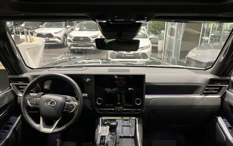 Lexus GX, 2024 год, 13 548 000 рублей, 17 фотография