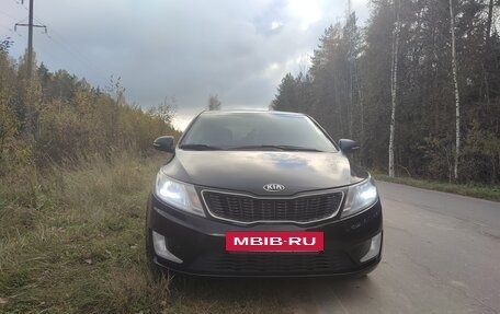 KIA Rio III рестайлинг, 2014 год, 920 000 рублей, 5 фотография