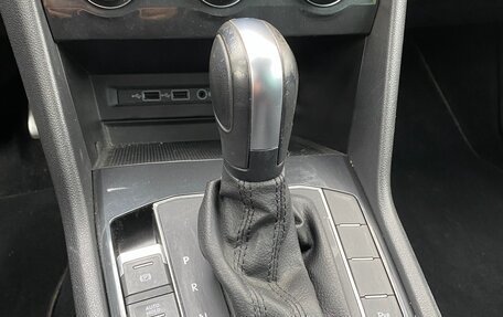 Volkswagen Tiguan II, 2020 год, 2 450 000 рублей, 7 фотография