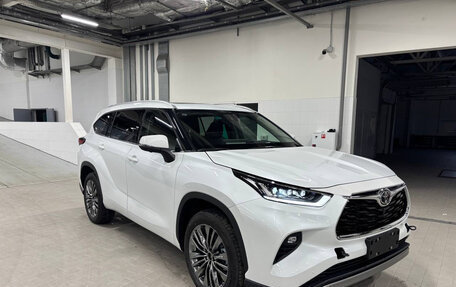 Toyota Highlander, 2025 год, 6 190 000 рублей, 3 фотография