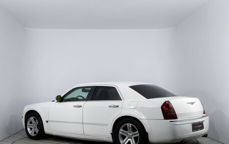 Chrysler 300C II, 2004 год, 560 000 рублей, 7 фотография