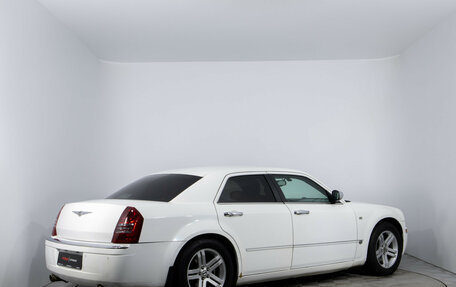 Chrysler 300C II, 2004 год, 560 000 рублей, 5 фотография