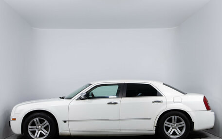 Chrysler 300C II, 2004 год, 560 000 рублей, 8 фотография