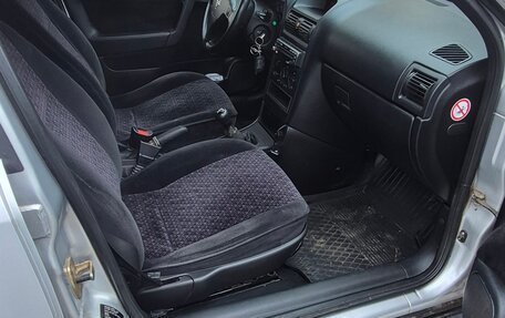 Opel Astra G, 2000 год, 240 000 рублей, 9 фотография