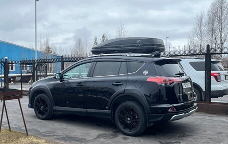 Toyota RAV4, 2017 год, 3 000 000 рублей, 2 фотография