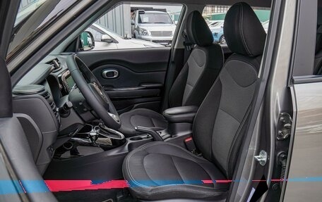 KIA Soul II рестайлинг, 2019 год, 1 690 000 рублей, 10 фотография