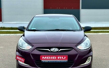 Hyundai Solaris II рестайлинг, 2013 год, 980 000 рублей, 2 фотография