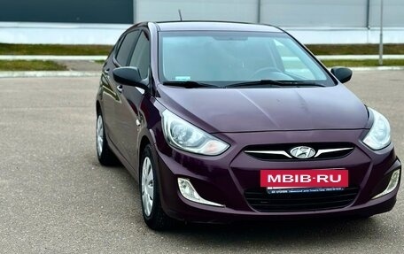 Hyundai Solaris II рестайлинг, 2013 год, 980 000 рублей, 3 фотография