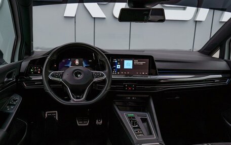 Volkswagen Golf VIII, 2021 год, 2 990 000 рублей, 7 фотография