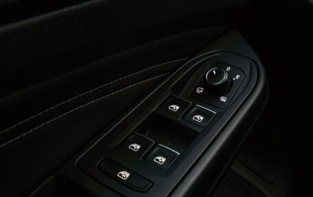 Volkswagen Golf VIII, 2021 год, 2 990 000 рублей, 19 фотография