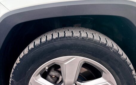 Toyota RAV4, 2020 год, 3 100 000 рублей, 6 фотография