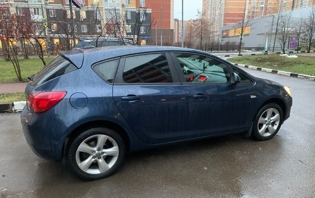 Opel Astra J, 2011 год, 830 000 рублей, 7 фотография