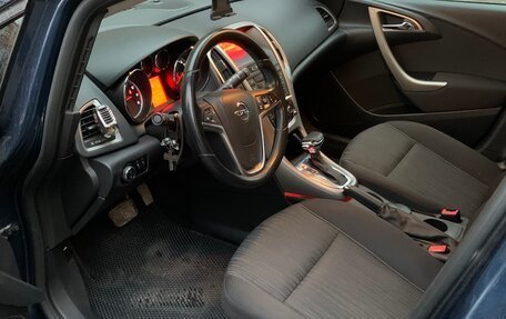 Opel Astra J, 2011 год, 830 000 рублей, 10 фотография