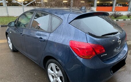 Opel Astra J, 2011 год, 830 000 рублей, 6 фотография