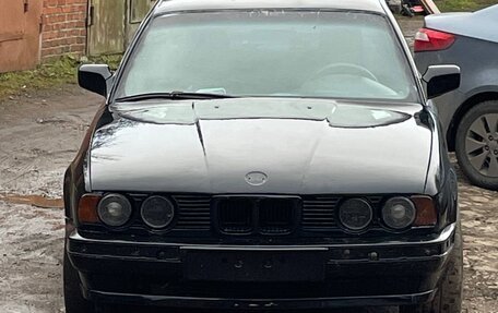 BMW 5 серия, 1993 год, 390 000 рублей, 2 фотография