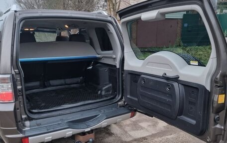 Mitsubishi Pajero IV, 2011 год, 2 000 000 рублей, 7 фотография