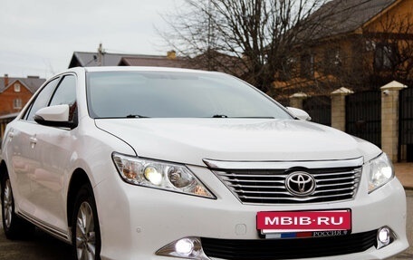 Toyota Camry, 2013 год, 1 380 000 рублей, 4 фотография