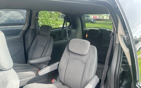 Dodge Caravan IV, 2004 год, 700 000 рублей, 14 фотография